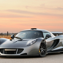 Hennessey Venom GT Sets Record as Fastest Car to 300km/h