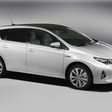 Toyota Auris Hybrid Wins Green Car of the Year Against European Rivals
