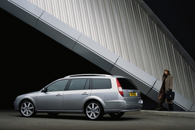 Ford Mondeo 2.5 V6 Estate Ford Mondeo 2.5 V6 Estate