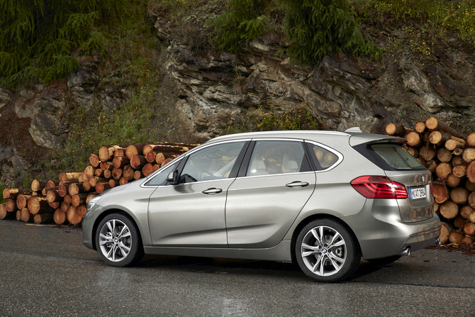 BMW 220d Active Tourer BMW 220d Active Tourer