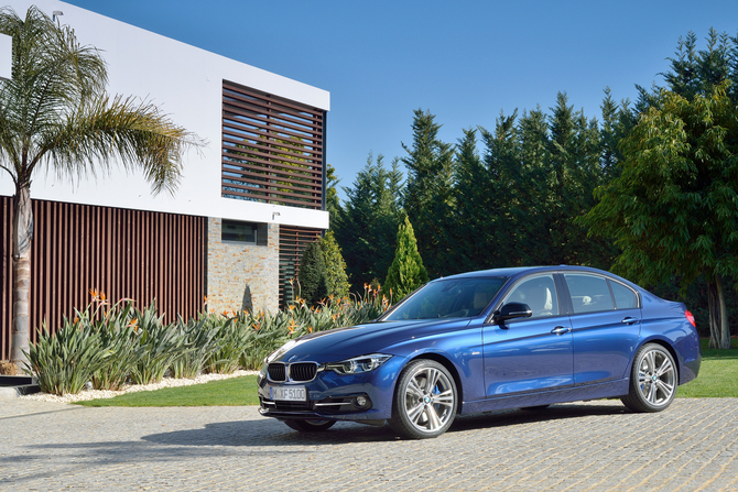 BMW 320i BMW 320i