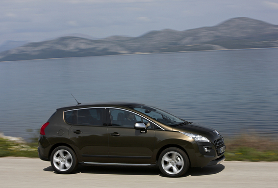 Peugeot 3008 1.6 e-HDi EGC Allure Peugeot 3008 1.6 e-HDi EGC Allure