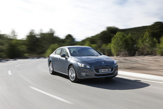 Peugeot 508 Allure 1.6 e-HDi 2-Tronic Peugeot 508 Allure 1.6 e-HDi 2-Tronic