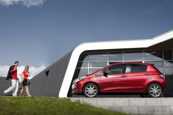 Toyota Yaris 1.4 D-4D Active Toyota Yaris 1.4 D-4D Active