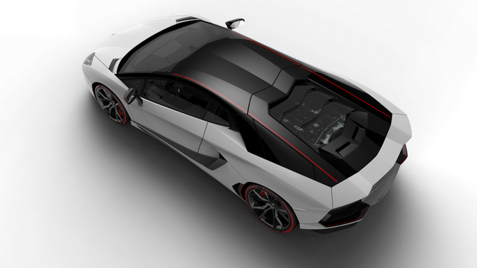 The Aventador LP 700-4 Pirelli Edition will be available in Coupé and Roadster variants The Aventador LP 700-4 Pirelli Edition will be available in Coupé and Roadster variants