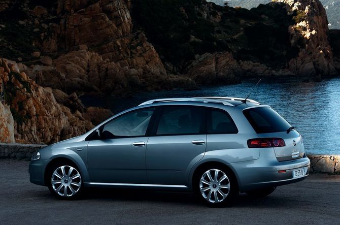 Fiat Croma 1.9 Multijet 16v Automatic Fiat Croma 1.9 Multijet 16v Automatic
