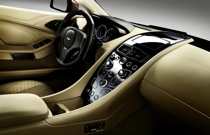 Consola central do novo Aston Martin Vanquish Consola central do novo Aston Martin Vanquish