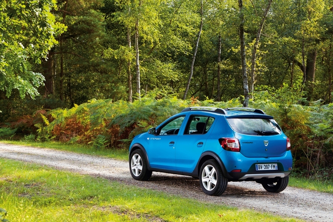 Dacia Sandero Stepway TCe 90 Dacia Sandero Stepway TCe 90