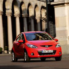 Mazda 2 MZR 1.3 Core 75cv Mazda 2 MZR 1.3 Core 75cv