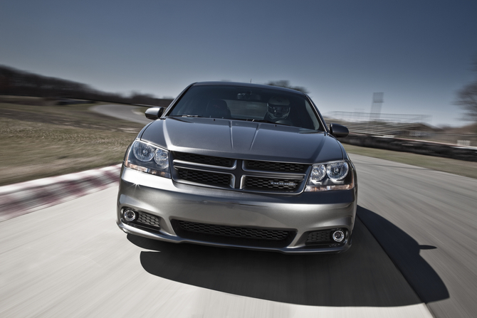 Dodge Avenger 3.6 V6 R/T Dodge Avenger 3.6 V6 R/T