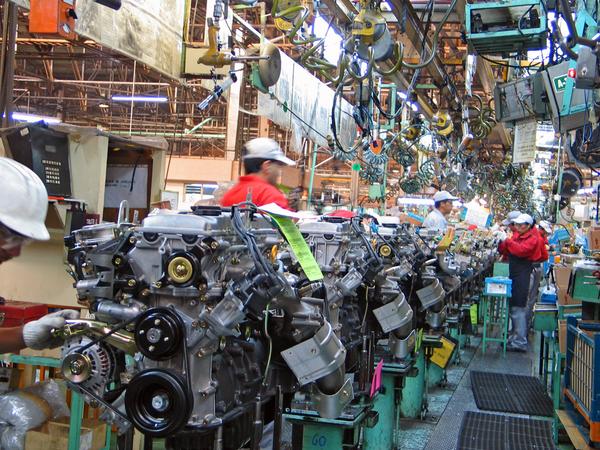 Nissan Investing in Mexico with $2 Billion Factory Expansion Nissan Investing in Mexico with $2 Billion Factory Expansion