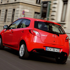 Mazda 2 MZR 1.3 Core 75cv Mazda 2 MZR 1.3 Core 75cv