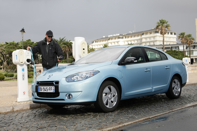 Renault liegt bei der Elektromobilität vorne Renault liegt bei der Elektromobilität vorne