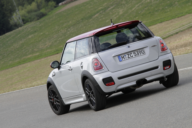 MINI (BMW) John Cooper Works MINI (BMW) John Cooper Works