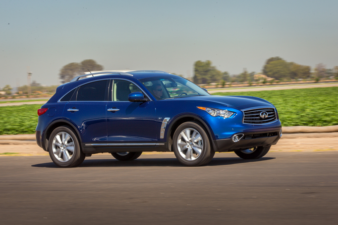 Infiniti QX70 5.0 AWD Infiniti QX70 5.0 AWD