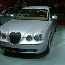 Jaguar S-Type 4.2