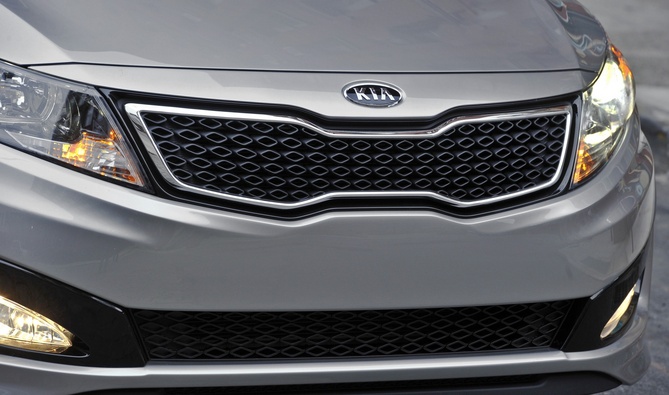 Kia premieres the all-new Kia Optima in New York Kia premieres the all-new Kia Optima in New York