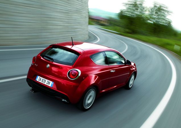 Alfa Romeo MiTo 1.3 JTD 95cv Distinctive Alfa Romeo MiTo 1.3 JTD 95cv Distinctive