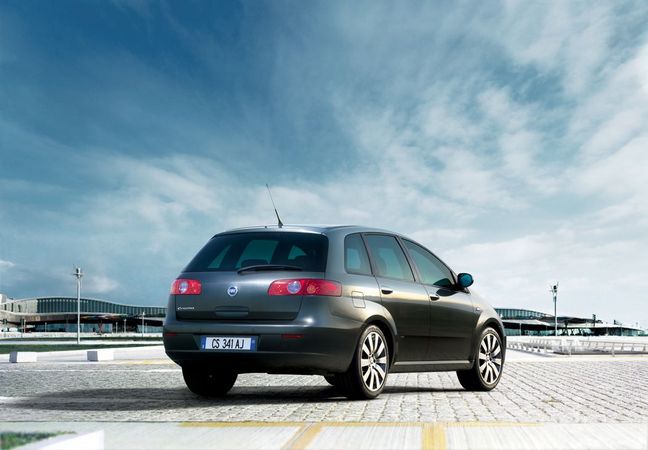 Fiat Croma 1.8 MPI 16v Fiat Croma 1.8 MPI 16v