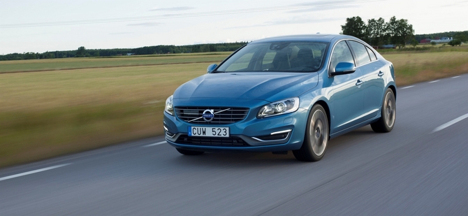 Volvo S60 D5 Momentum Powershift Volvo S60 D5 Momentum Powershift