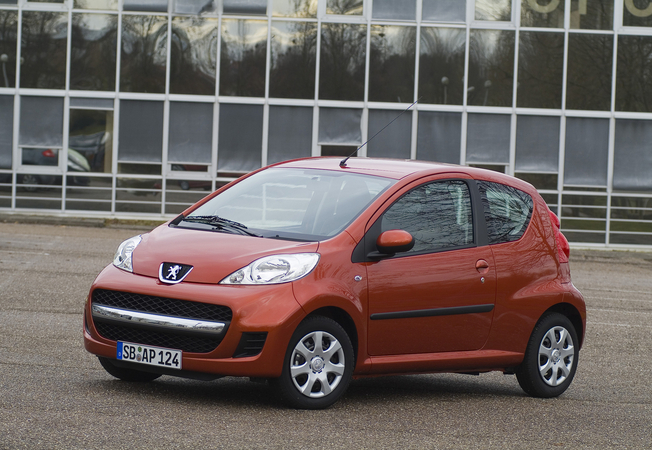 Peugeot 107 Hatchback 1.0 Urban Lite Peugeot 107 Hatchback 1.0 Urban Lite
