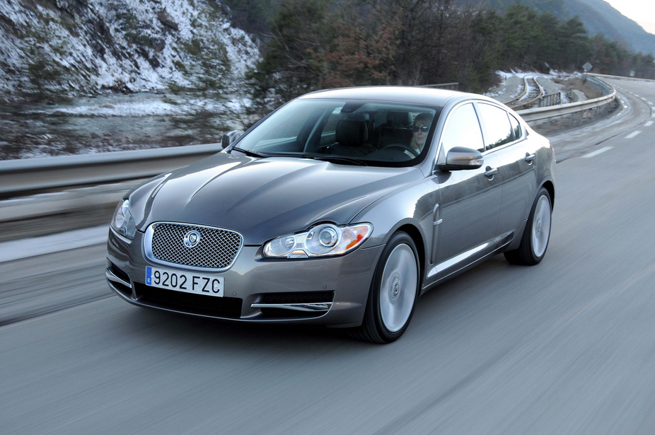 photo courtesy of: Jaguar. Jaguar XF 3.0D V6 211cv Premium Luxury