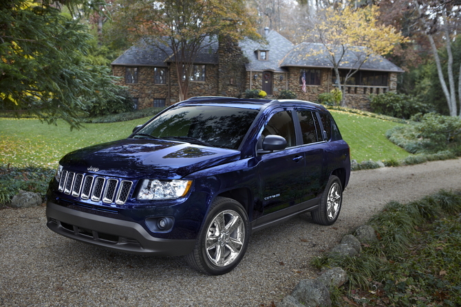 Jeep Compass 2.4 4x2 CVT Jeep Compass 2.4 4x2 CVT