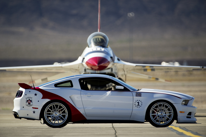 Ford U.S. Air Force Thunderbirds Edition Ford U.S. Air Force Thunderbirds Edition