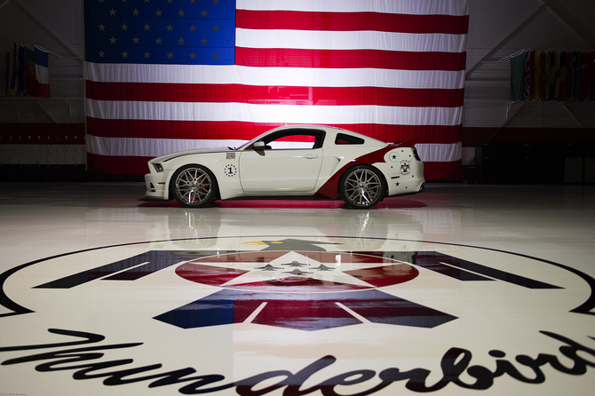 Ford U.S. Air Force Thunderbirds Edition Ford U.S. Air Force Thunderbirds Edition