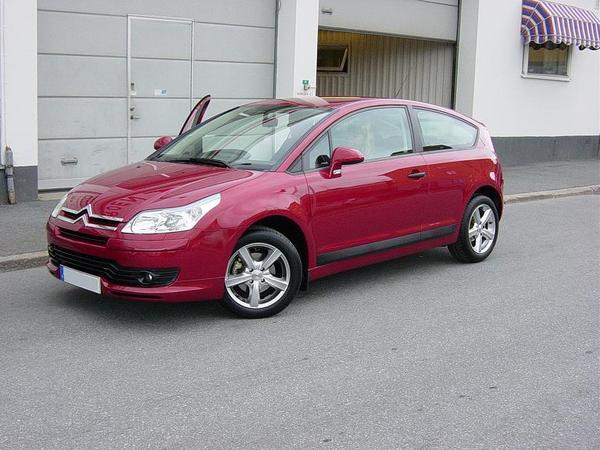 Citroën C4 Coupé 1.6 HDi 16V Citroën C4 Coupé 1.6 HDi 16V