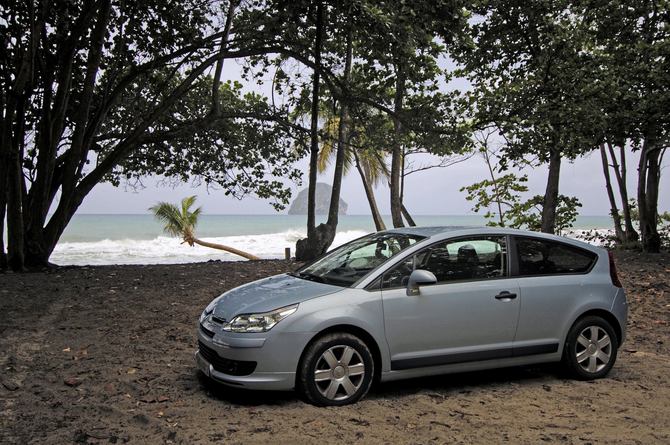 Citroën C4 Coupé 2.0i 16v Citroën C4 Coupé 2.0i 16v