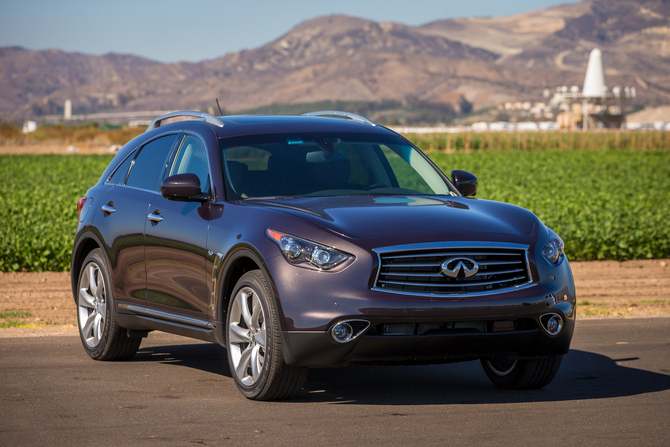 Infiniti QX70 3.7 AWD Infiniti QX70 3.7 AWD