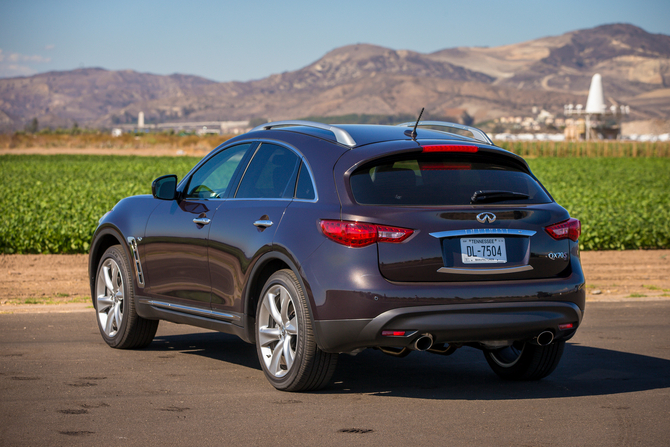 Infiniti QX70 3.7 AWD Infiniti QX70 3.7 AWD