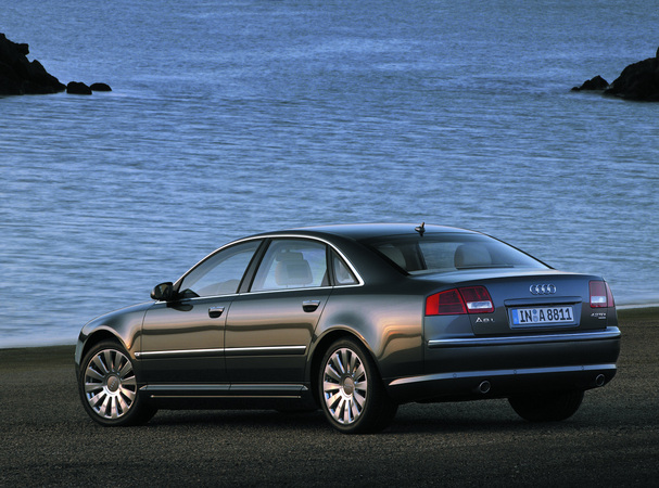 Audi A8 4.2 TDI V8 quattro Longo FPD Audi A8 4.2 TDI V8 quattro Longo FPD