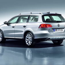 Volkswagen Reveals Passat Alltrak that Lifts Passat Wagon Volkswagen Reveals Passat Alltrak that Lifts Passat Wagon