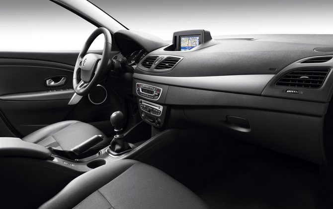 Renault Building Special Edition Fluence 'Black Edition' Renault Building Special Edition Fluence 'Black Edition'