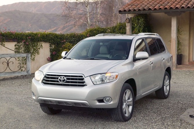 Toyota Highlander Base 4X4 Toyota Highlander Base 4X4