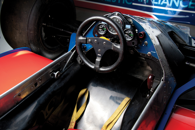 Tyrrell 010 Tyrrell 010