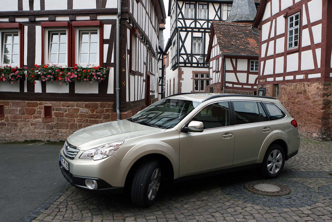 Subaru Outback 2.5i Premium Subaru Outback 2.5i Premium