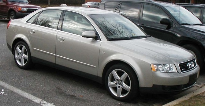 Audi A4 Avant 2.5 TDi Tiptronic Audi A4 Avant 2.5 TDi Tiptronic