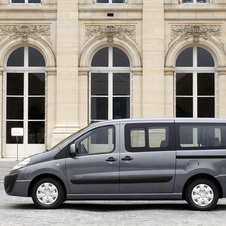 Citroën Jumpy Combi Vidrada L2H1 HDI 140 FAP Luxo Citroën Jumpy Combi Vidrada L2H1 HDI 140 FAP Luxo