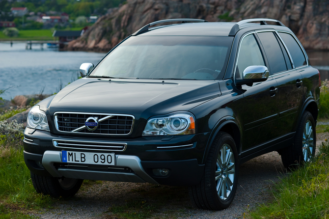 Volvo XC90 D5 200hp Summum Geartronic Volvo XC90 D5 200hp Summum Geartronic