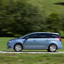 Peugeot 5008 HDi e-HDi FAP STOP&START Allure Peugeot 5008 HDi e-HDi FAP STOP&START Allure