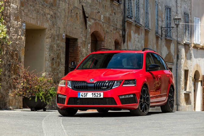 Skoda Octavia Break 2.0 TDI DSG RS Skoda Octavia Break 2.0 TDI DSG RS