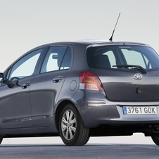 Toyota Yaris 1.0 VVT-i Sol High Pack MM (09) Toyota Yaris 1.0 VVT-i Sol High Pack MM (09)