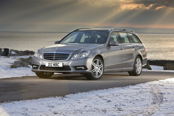 Mercedes-Benz E 350 BlueEfficiency T-Modell Elegance 4Matic 7G-Tronic Mercedes-Benz E 350 BlueEfficiency T-Modell Elegance 4Matic 7G-Tronic