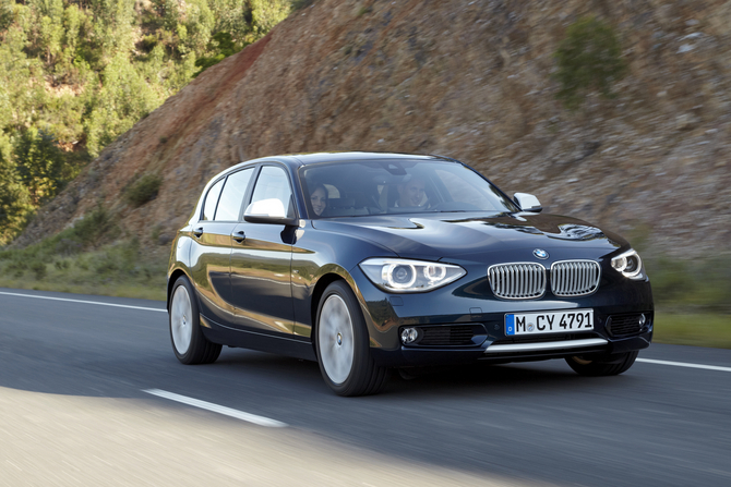 BMW 118i Urban AT BMW 118i Urban AT