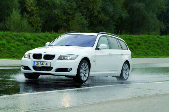 BMW 320d Touring Edition Sport xDrive BMW 320d Touring Edition Sport xDrive