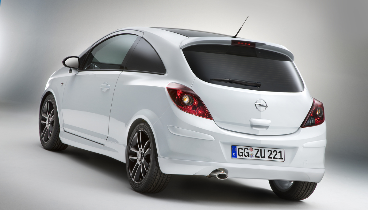 Opel Corsa 1 3 Cdti Dpf Black Edition Ecoflex Slideshow Autoviva Com