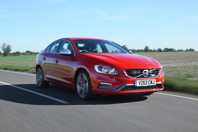Volvo S60 D5 R-Design Summum Powershift Volvo S60 D5 R-Design Summum Powershift